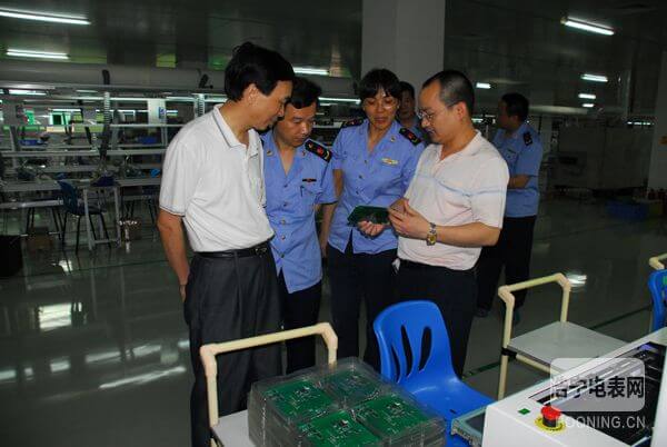 市工商局胡局長一行來我公司現場辦公