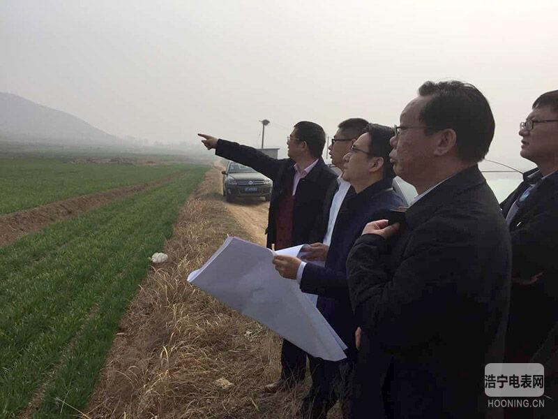 陸總裁在泰安項目地現場指導工作